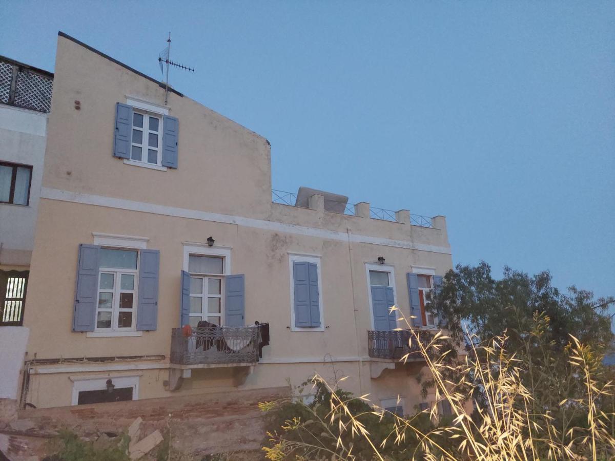 Hermes Penthouse Ермополи Екстериор снимка